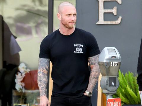 tom hanks bonds son chet christmas rare photo