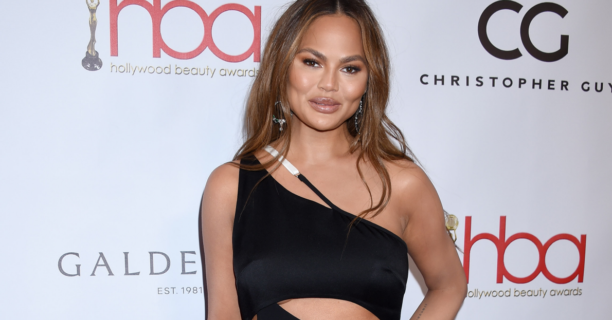 Chrissy Teigen Steps Out At Hollywood Beauty Awards