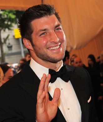 Tim tebow may8 rm.jpg