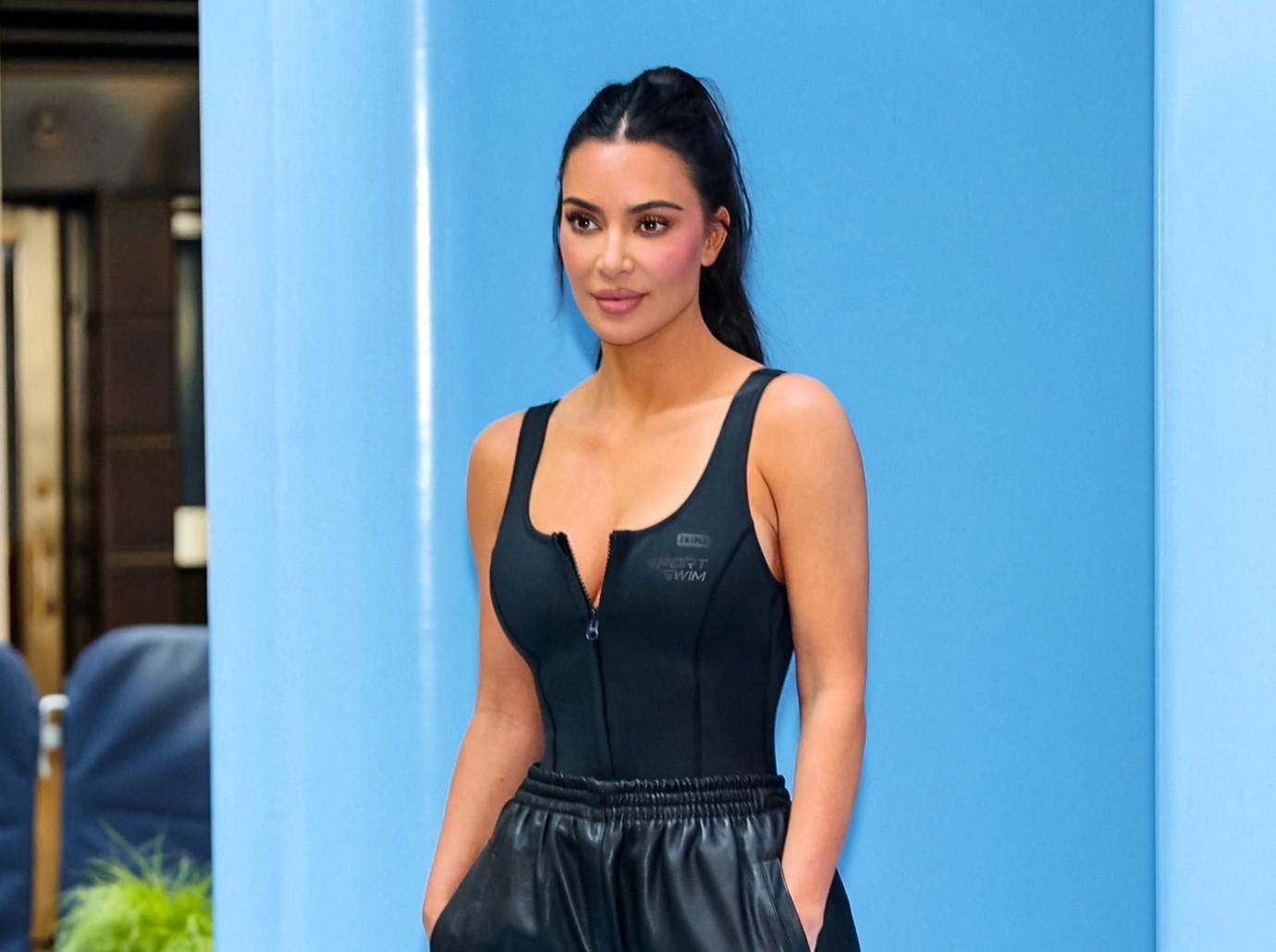 Kim Kardashian's Face Sparks Plastic Surgery Accusations: Photo