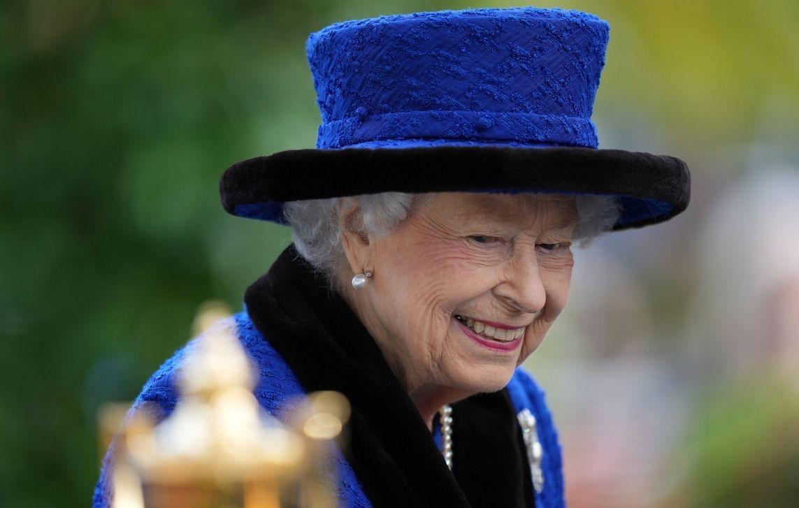 queen elizabeth ii spend first christmas without prince philip prince charlescamilla parker bowles