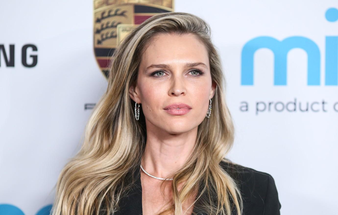 Sara Foster Slammed For Blaming Adam Levine's Alleged Mistress