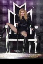 2009__07__full_madonna_04_wenn2505211 153×225.jpg