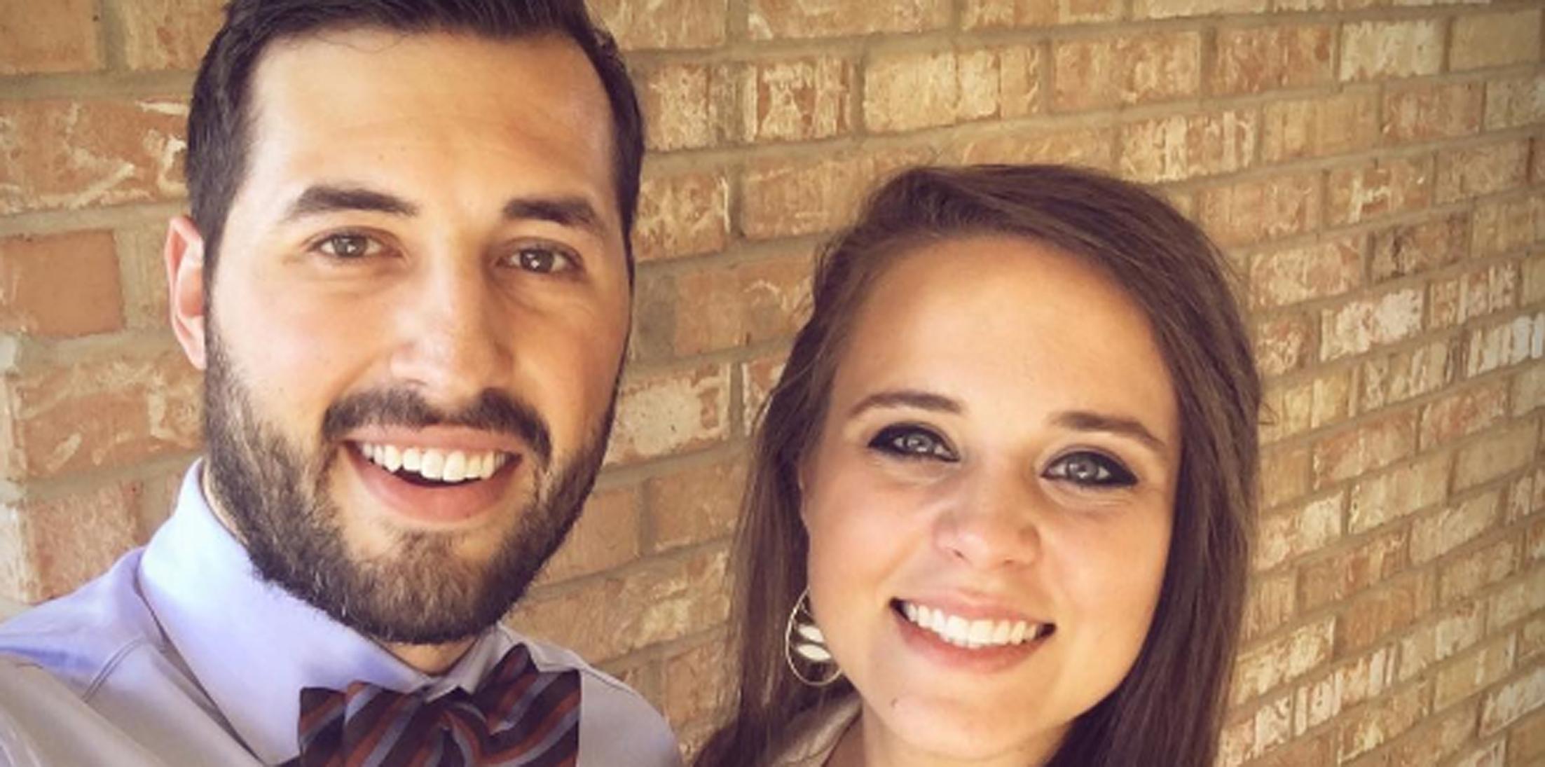 Jinger duggar jeremy vuolo have a lot to celebrate hero