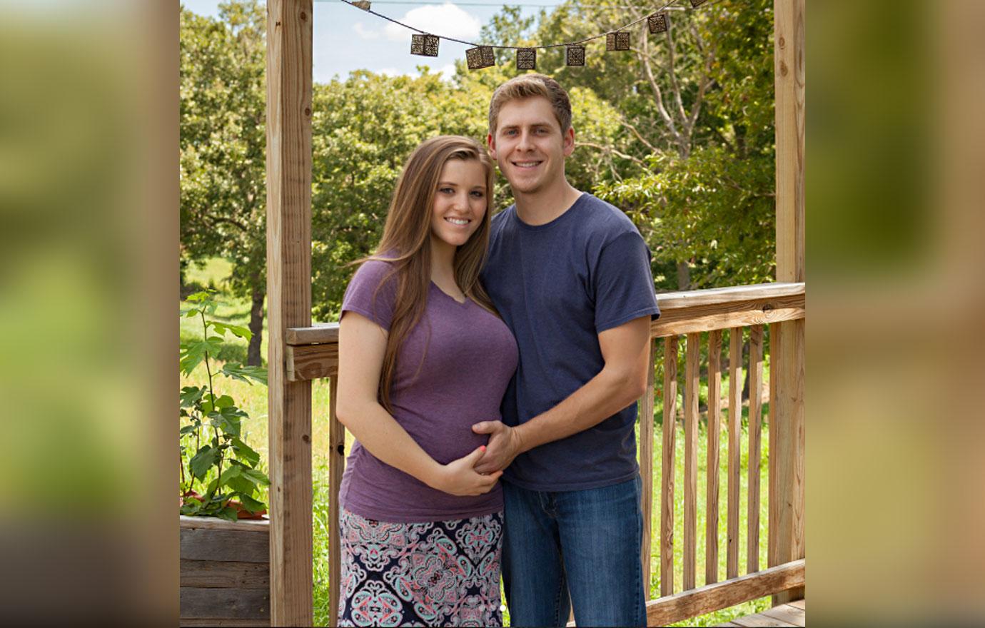 Joy Anna Duggar Pregnant Before Wedding 03