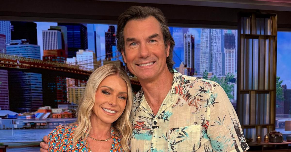 Photo of Kelly Ripa and Jerry O'Connell.