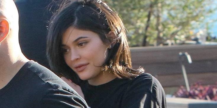 Kylie Jenner Is A 'Really Great Mom' With The Help Of 'Nannies And ...