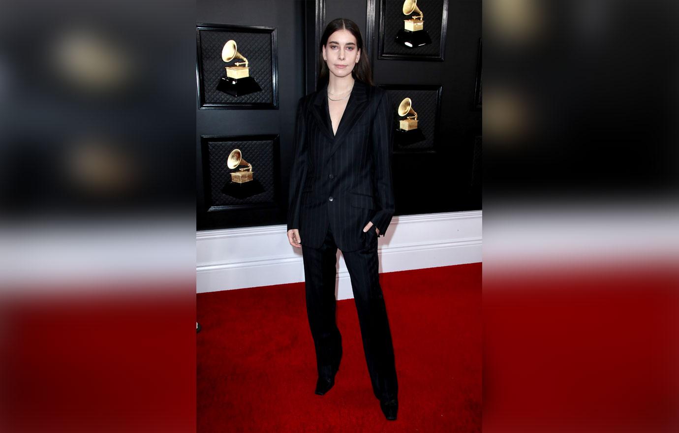 Grammy Awards 2020 Celebrity Red Carpet Arrival Photos Looks