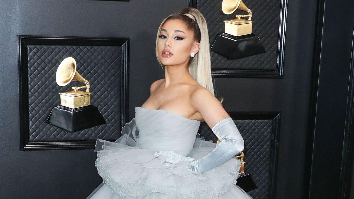 image of Ariana Grande and Mac Miller dated for nearly two years.