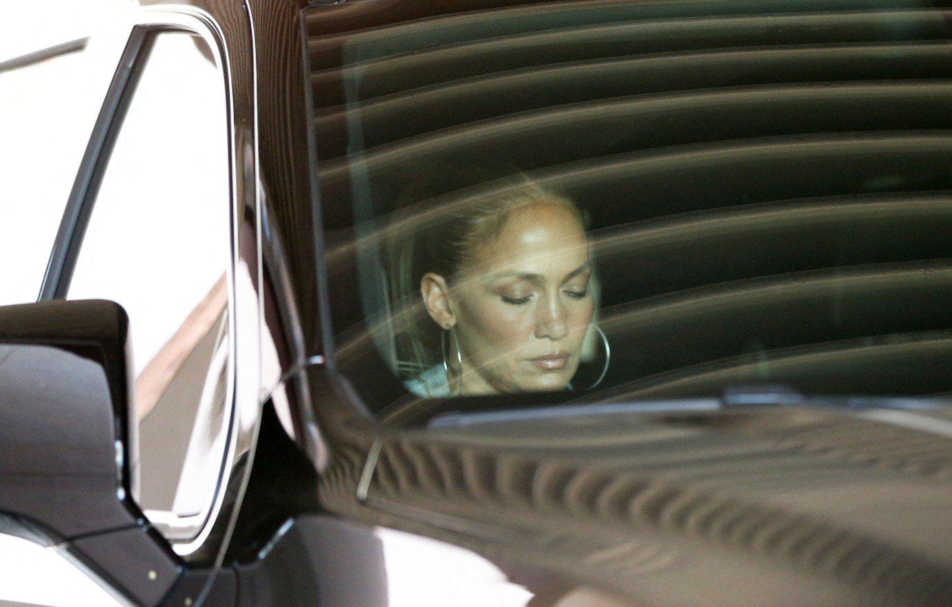 jennifer lopez drive thru ben affleck divorce photos