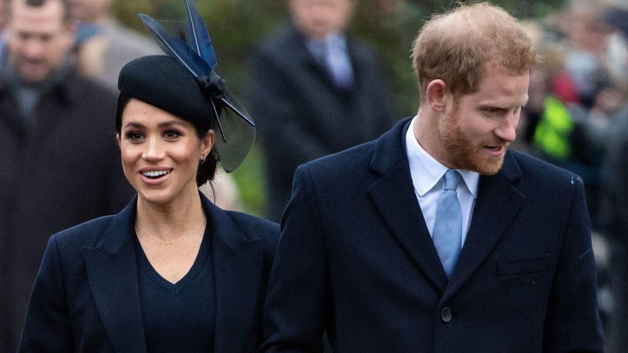 image of royal family