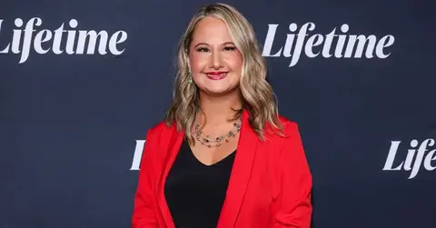 gypsy rose blanchard shows off little bump pregnancy ken urkerpp