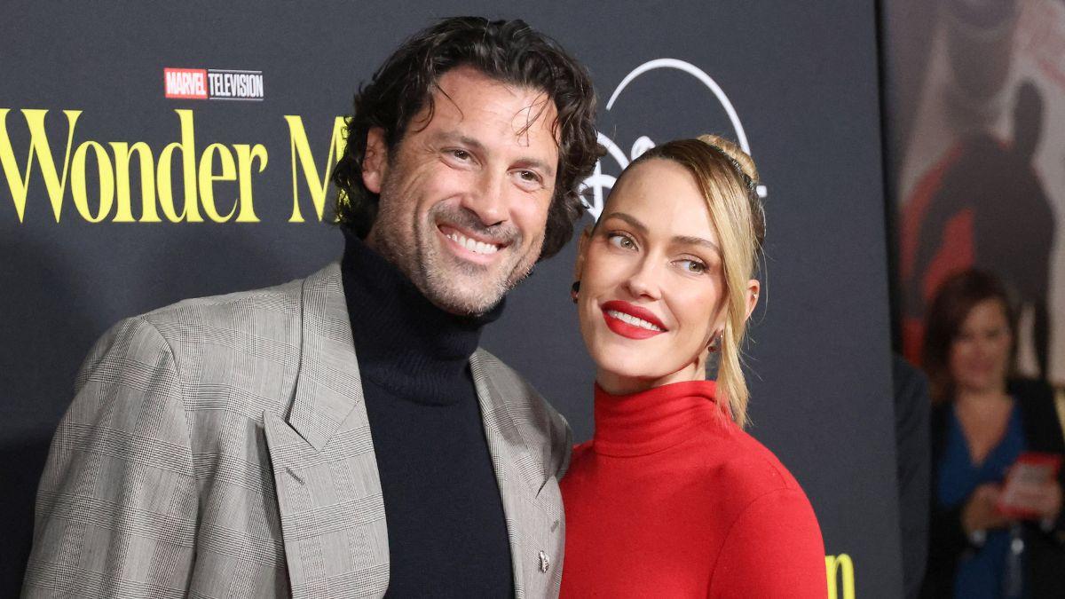 Image of Peta Murgatroyd is married to Maksim Chmerkovskiy.