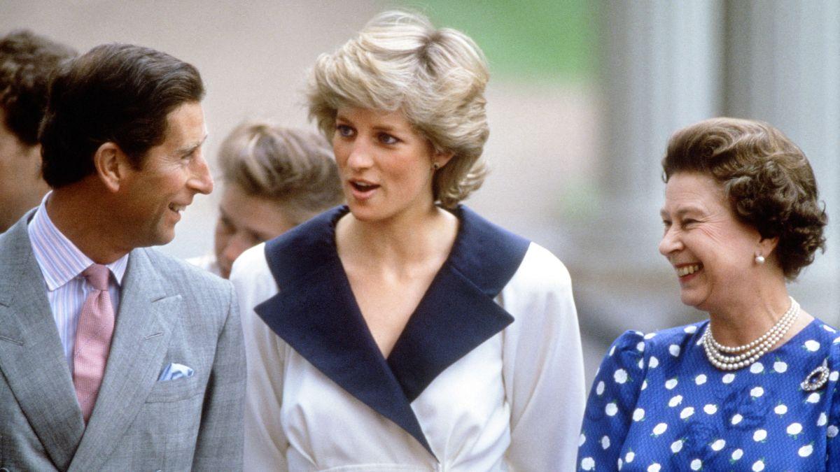 Image of Princess Diana was allegedly deeply affected by Queen Elizabeth's response.