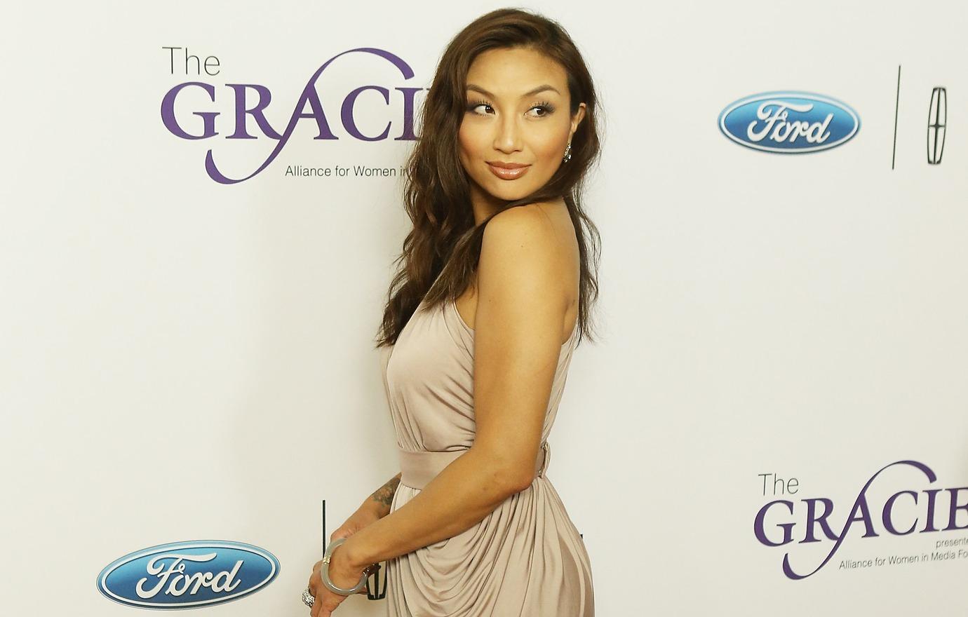 Jeannie Mai Shows Off Her Assets During Intense Gym Workout