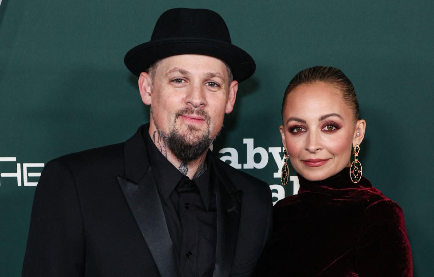 nicole richie joel madden have check ins