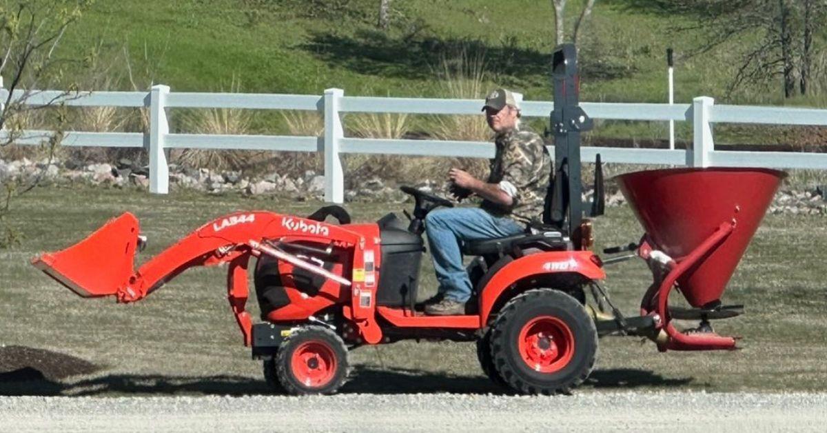 Photo of Blake Shelton