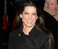 2010__02__sandra_bullock_Feb9_hzmn 225×190.jpg