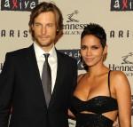 2010__05__okmagazine_gabriel aubry halle berry 150&#215;143.jpg