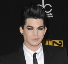 2009__12__wenn2667390 225×212.jpg