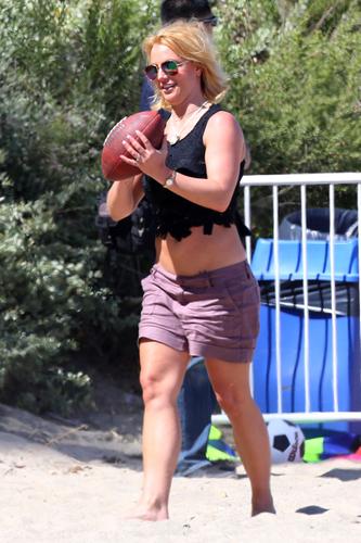 A Foot Brace Wearing Britney Spears Cuddles With Charlie Ebersol At Sons Soccer Gamesee The 