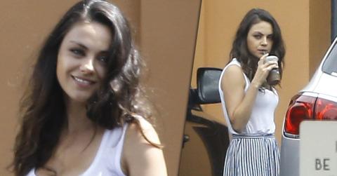 Mila kunis married ring wedding band aston kutcher