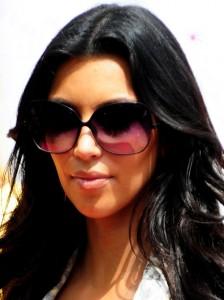 2010__05__okmagazine style kimkardashian1 224&#215;300.jpg