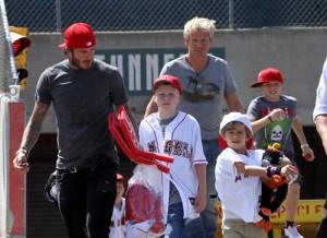 2010__08__Beckham_Aug30_172 300×218.jpg