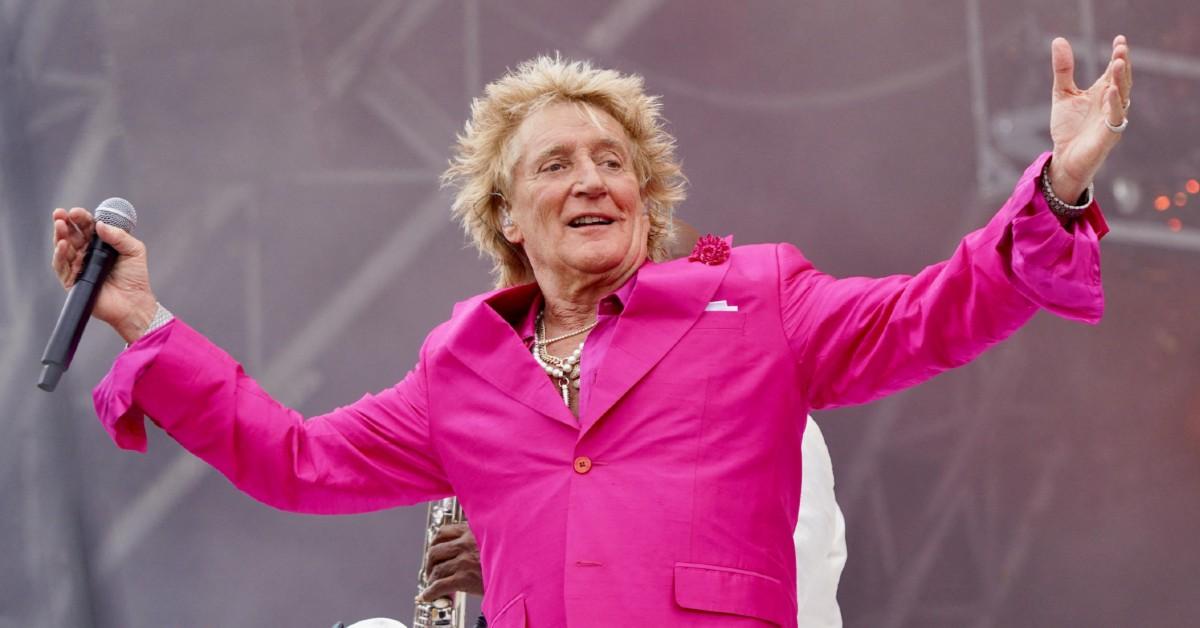 rod stewart at glastonbury mega