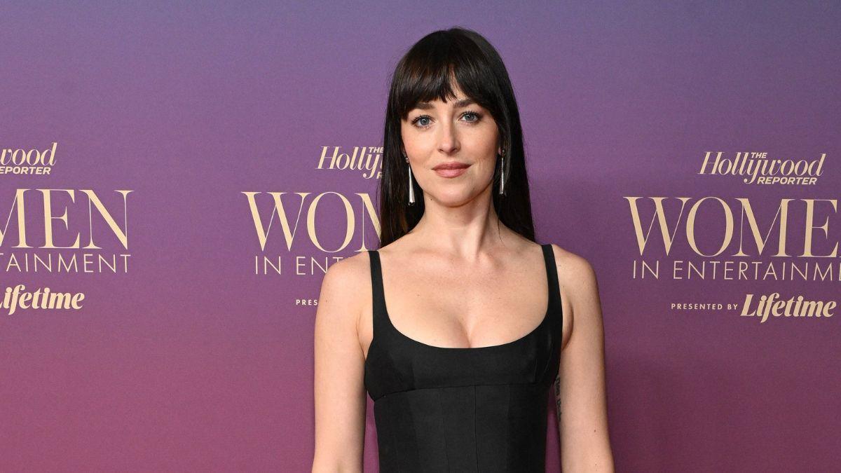 Image of Dakota Johnson's teasing of costar Cailee Spaeny was relentless.