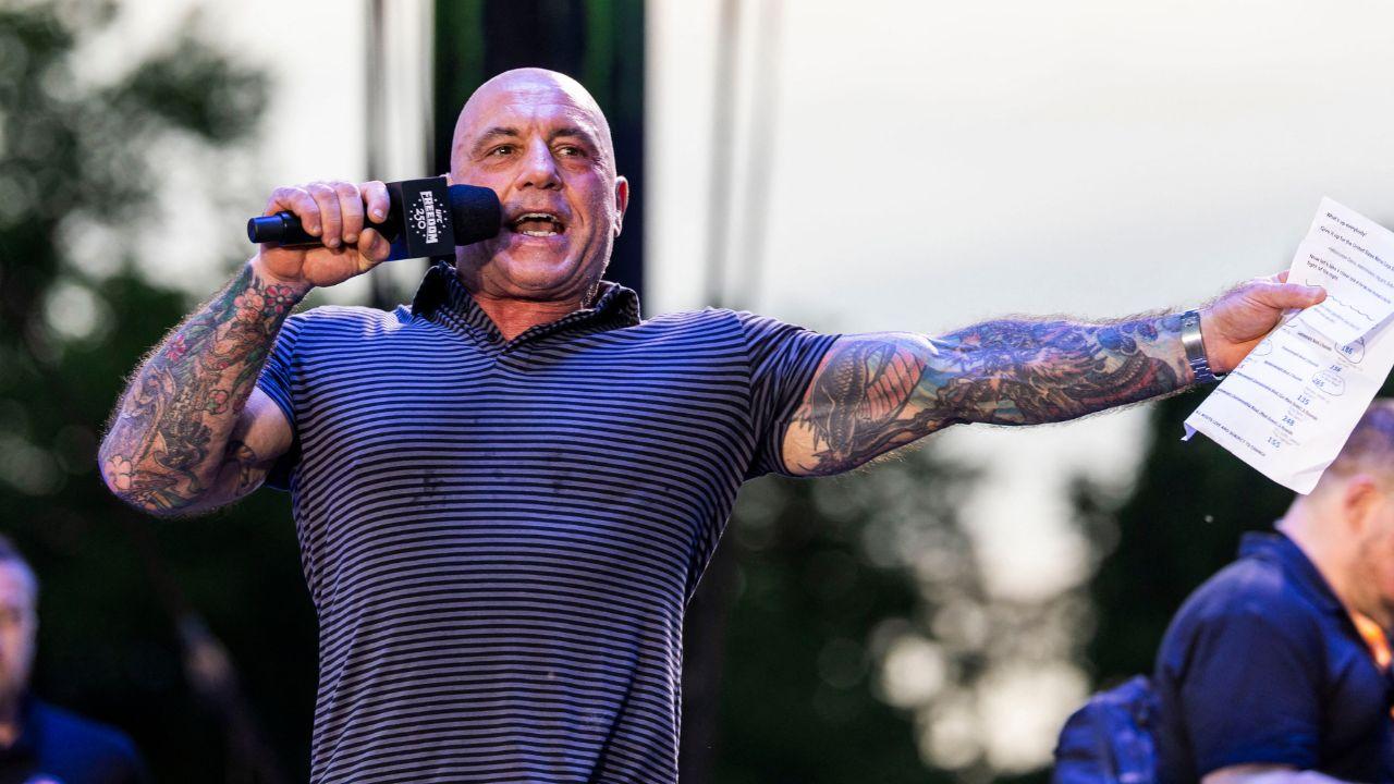 Image of Joe Rogan called the situation ‘crazy’ after learning reporters remained on the decoy plane.