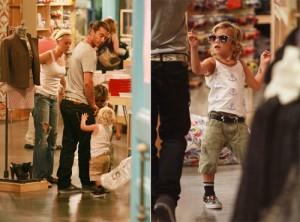 2010__09__Gavin_Rossdale_Sept30_main 300×222.jpg