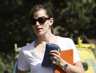 2009__07__full_jennifer_garner_5_wenn2500045 332×800.jpg