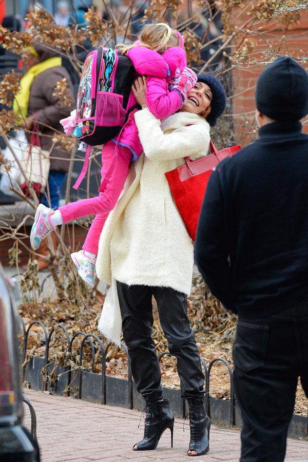 Bethenny frankel bryn hoppy cute photos nyc 03