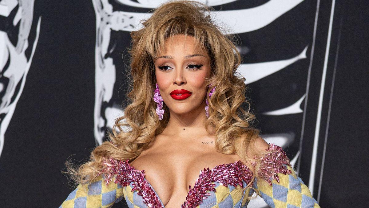 Photo of Doja Cat's father is a well-known actor and dancer in South Africa. 