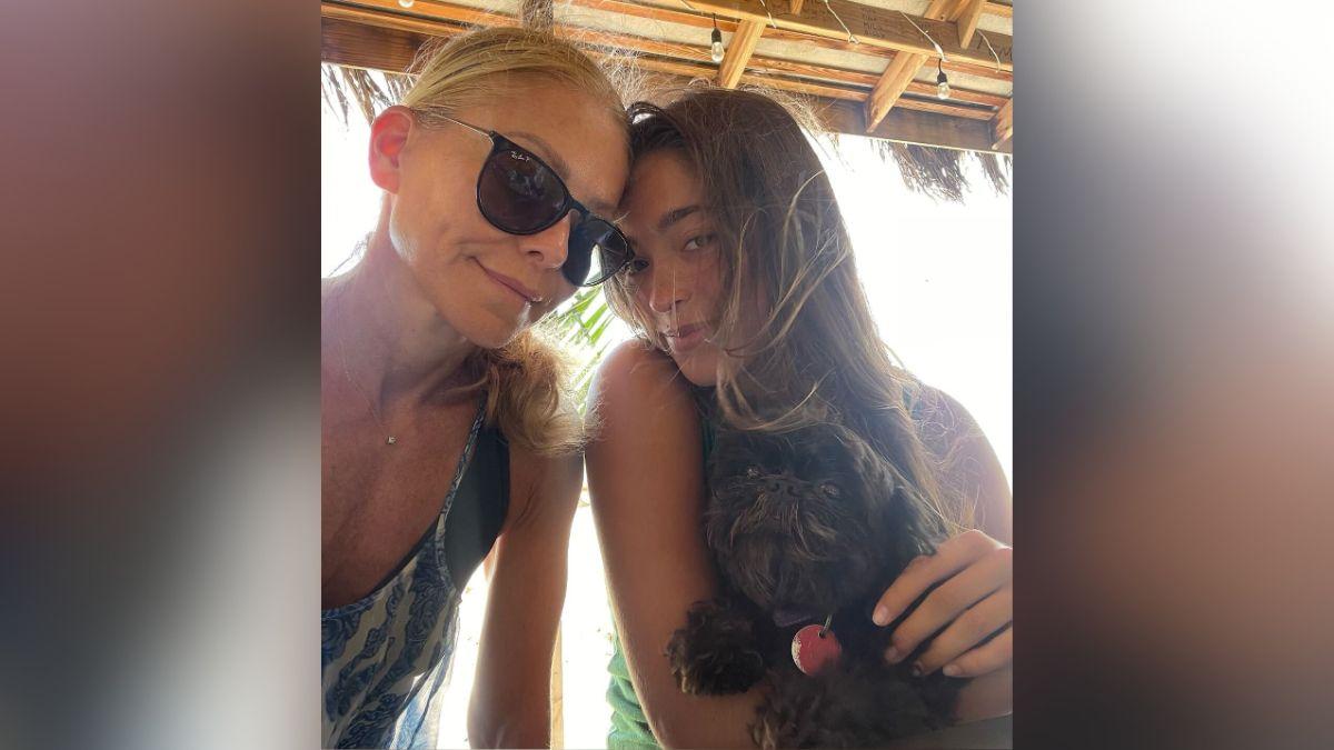 Kelly Ripa and Mark Consuelos Tease Daughter Lola About Messy Bedroom — image 5
