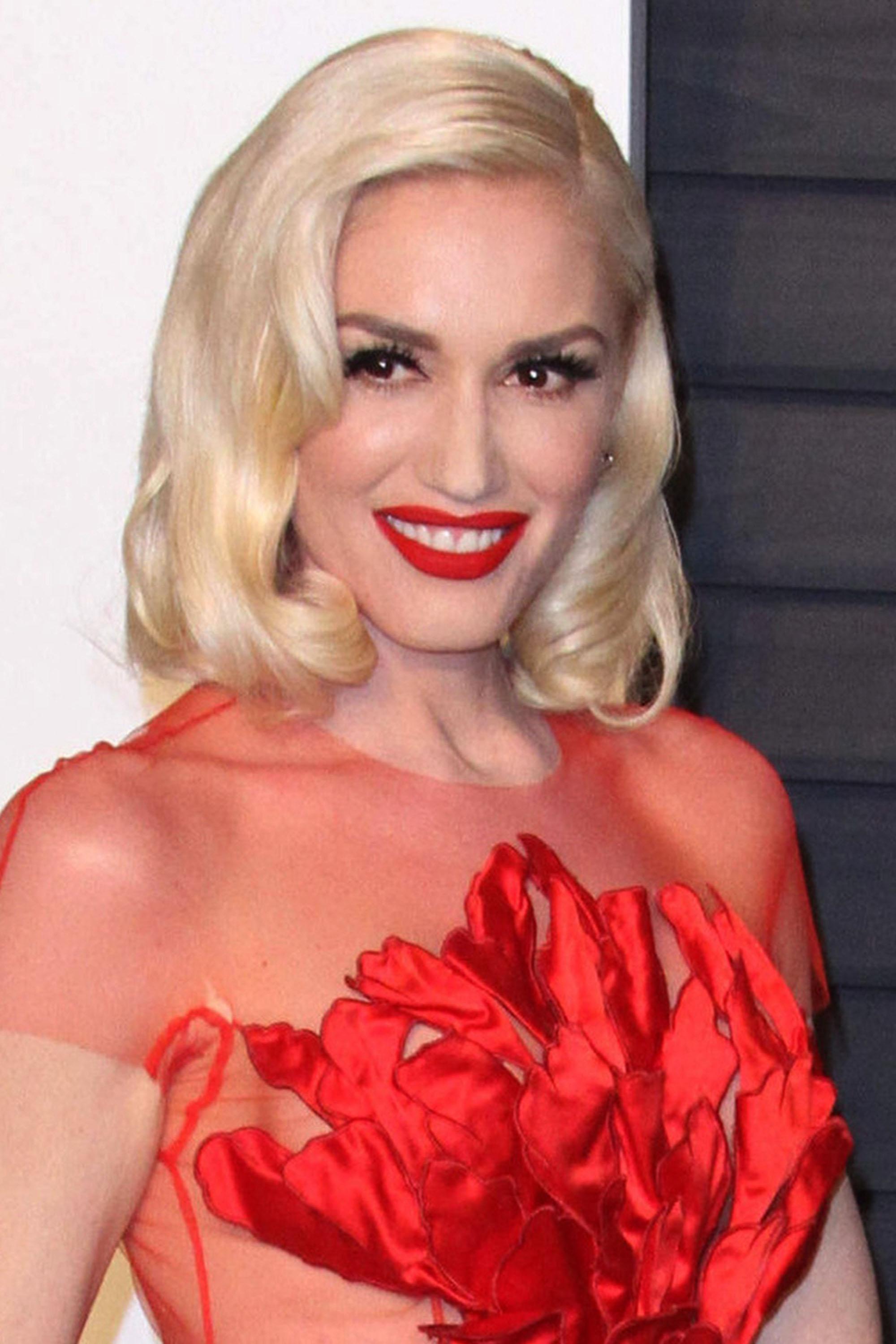 gwen stefani dating blake shelton children