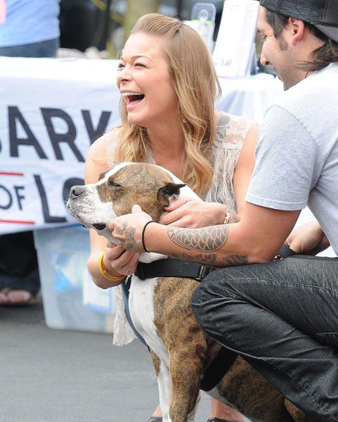 Ok_040113_news_leann rimes gallery_ _1.jpg