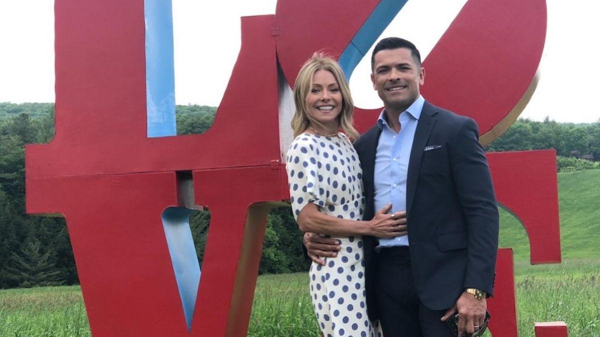 Image of Mark Consuelos and Kelly Ripa tied the knot in 1996.
