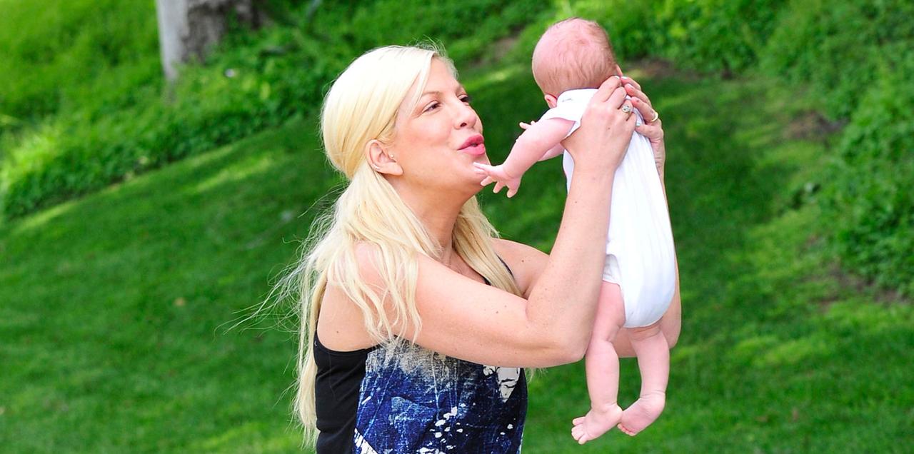 Tori Spelling Is Doing The Most To Drop Her Baby Weight(01)