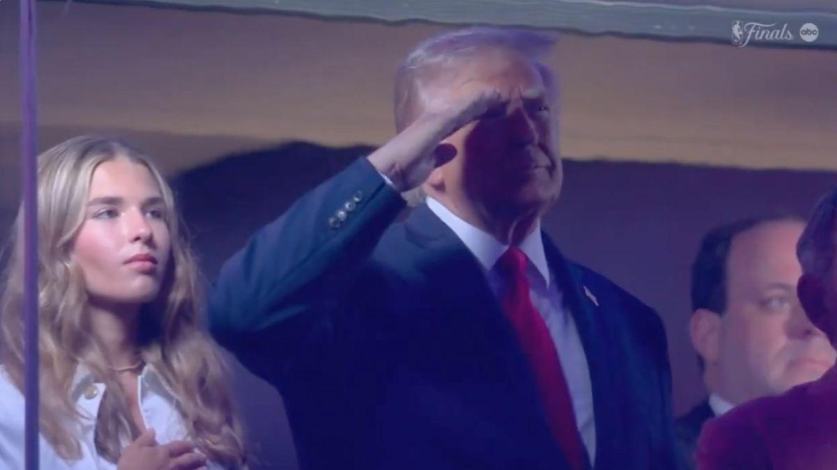 Photo of Kai Trump was accused of smirking when Donald Trump was booed at the New York Knicks game.