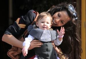 2011__04__Padma_Lakshmi_April14newsnea 300×206.jpg
