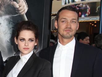 Kristen stewart rupert sanders july25.jpg