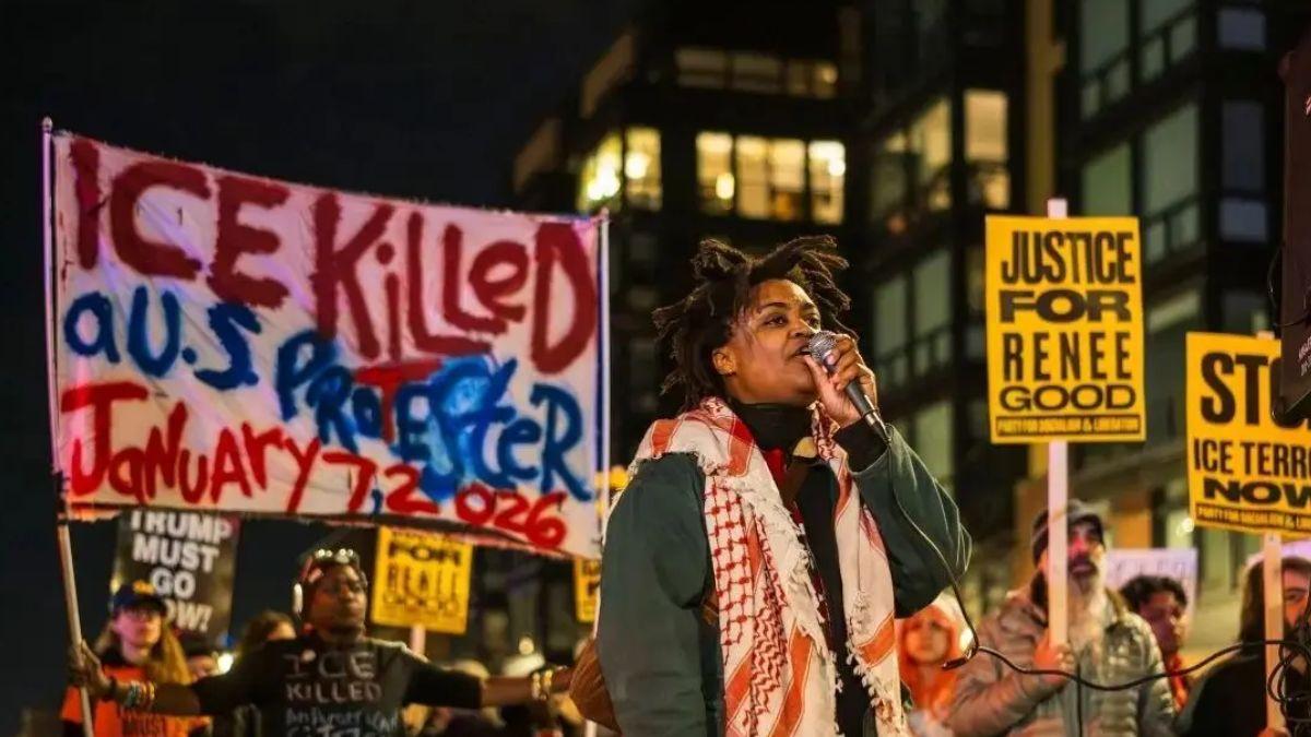 image of Megyn Kelly described the women protesting ICE as 'obese and unattractive.' 