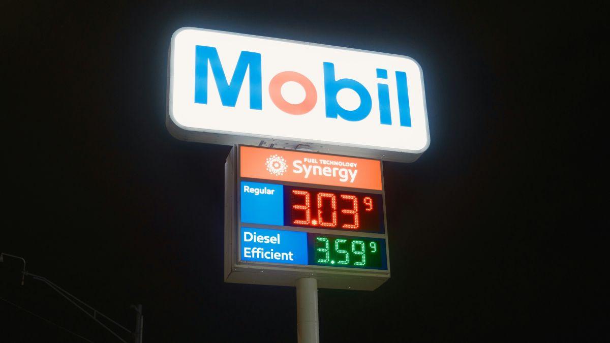 Image of Stephanie Ruhle noted that President Donald Trump loves to talk about gas prices.