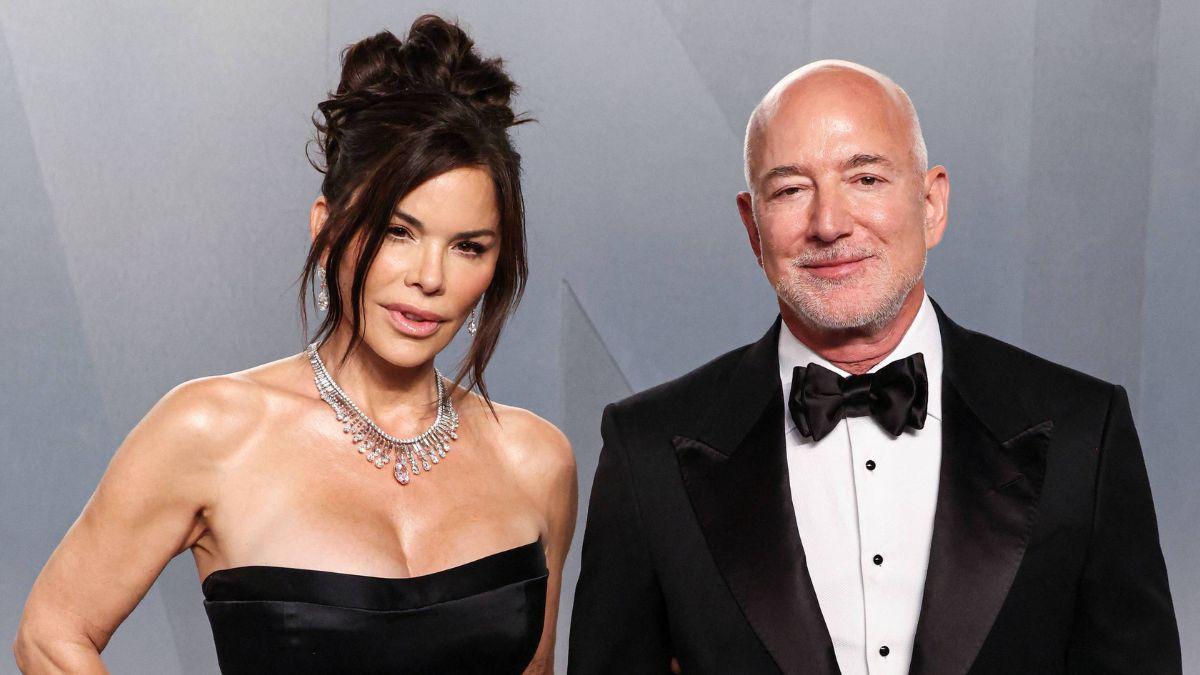 jeff bezos lauren sanchez met gala  roles explained controversy
