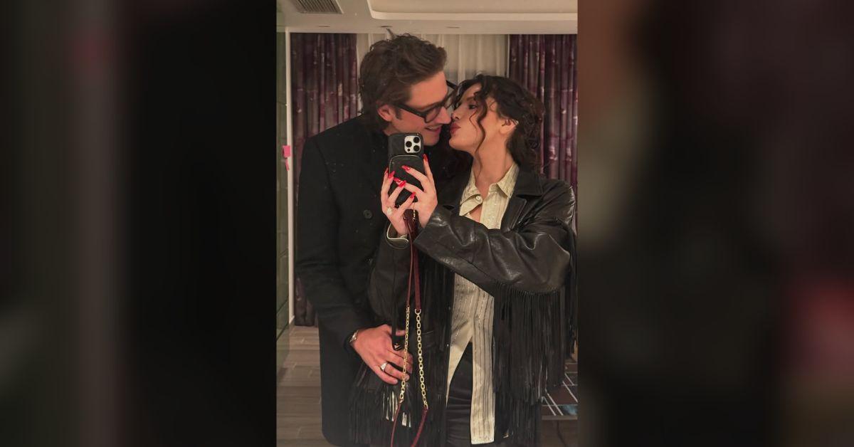 Image of Bella Thorne is engaged to Mark Emms.