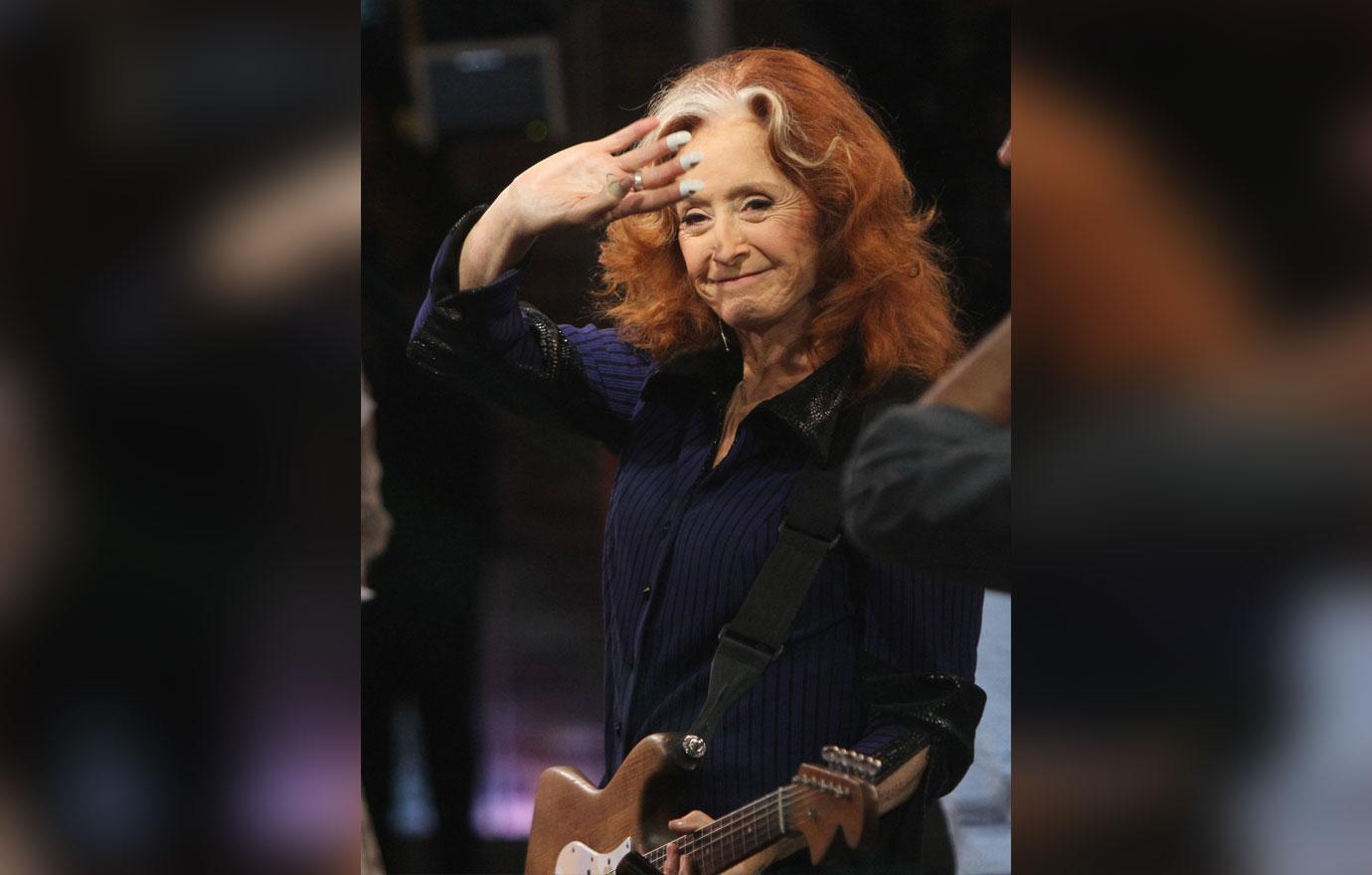 Bonnie raitt health scare