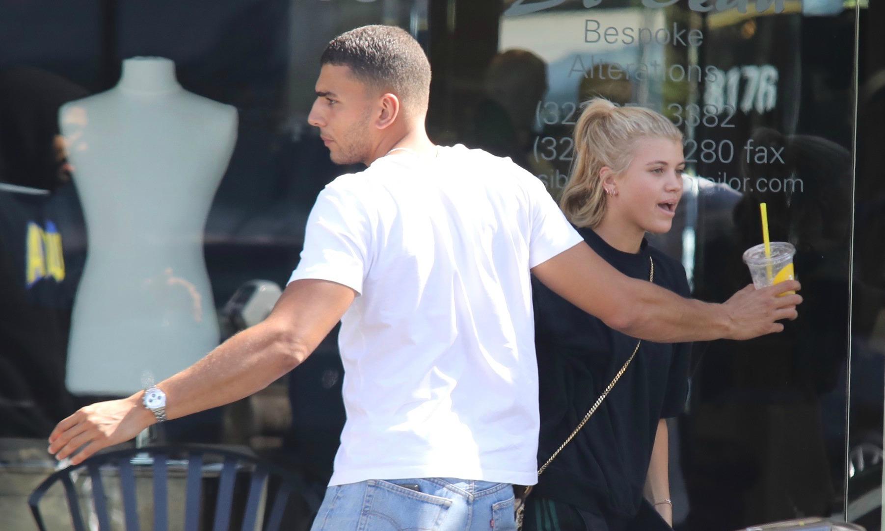 sofia richie younes bendjima no longer friends 05