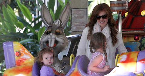 Isla fisher girls may16 00062mn.jpg